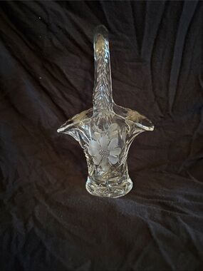 Vintage Duncan and Miller glass basket